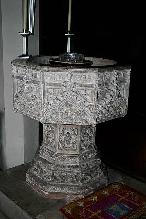 Exeter St. Thomas - The Font